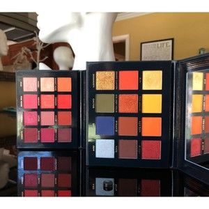 Ace Beaute Scarlet Dusk & Vintage Dawn Eyeshadow Palettes 2 Set Sunset Rainbow